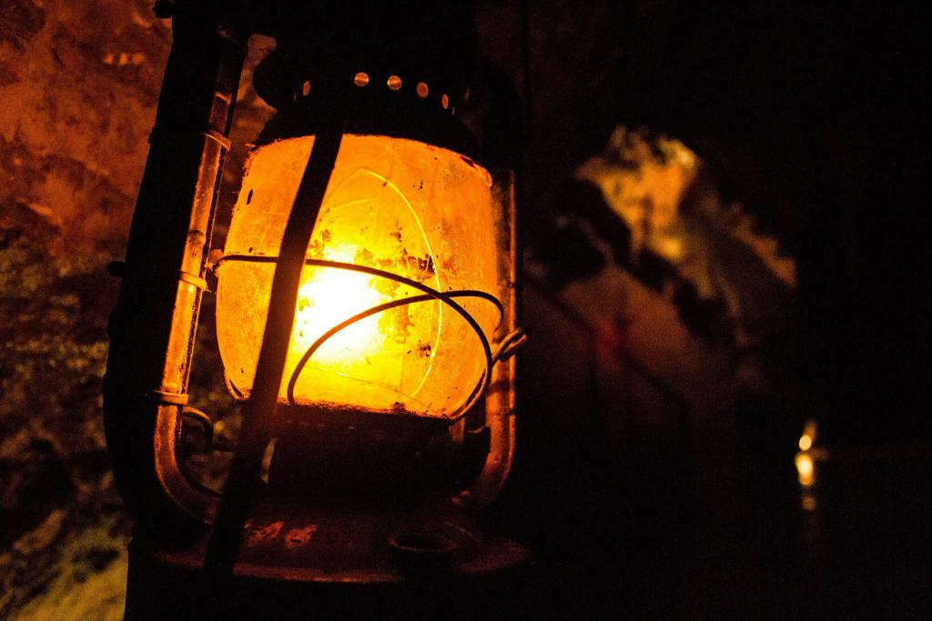 lantern-556852_1920